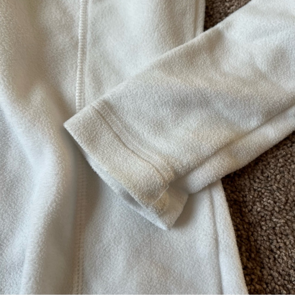 Helly Hansen White Sweater with Red Accent - Picture 3 of 8